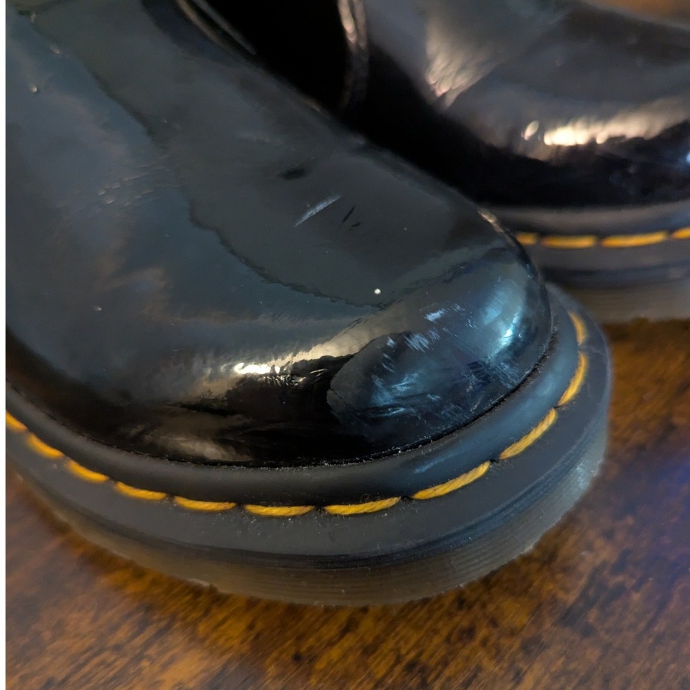 Dr. Martens 2976 Black Patent Lamper Chelsea Boots Women 6 US L EU 37 UK 4 - Picture 5 of 9
